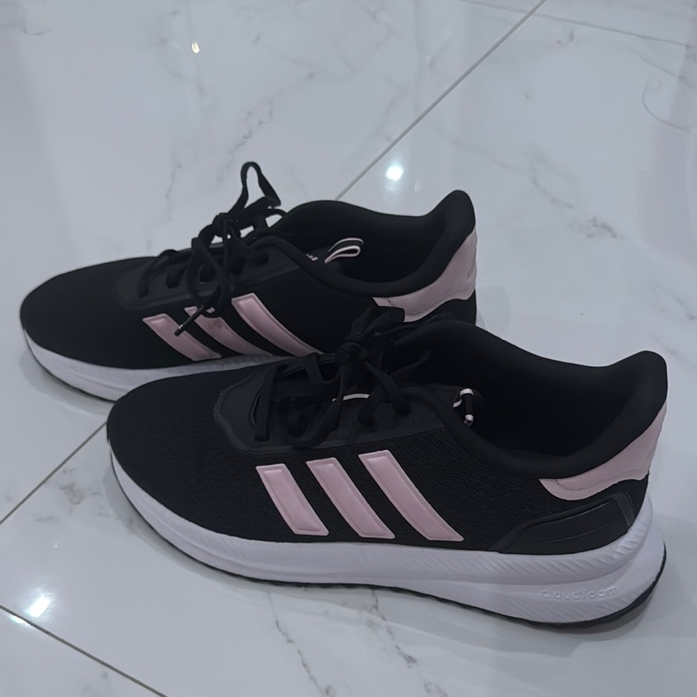 Adidas cloud foam Pink shoes